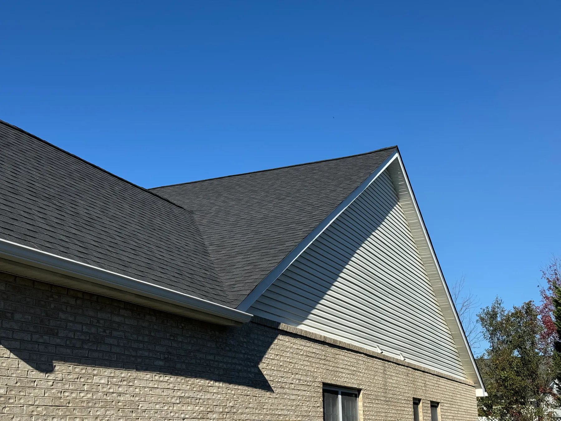 Roofing project completed by Mantle Roofing in Stephens City, VA, photo 1