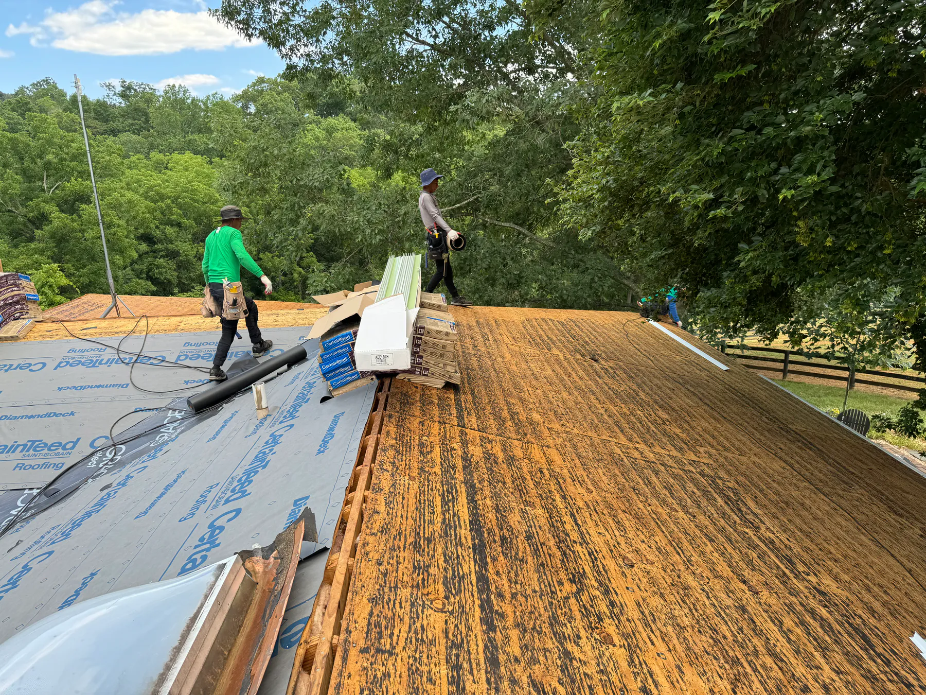 Roofing project completed by Mantle Roofing in Marshall, VA, photo 4