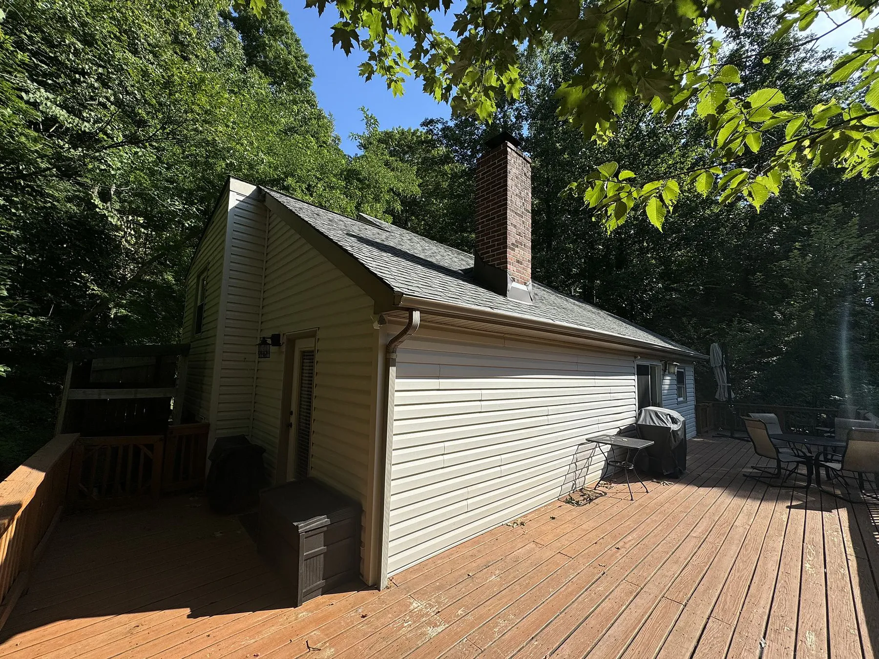 Standing-seam metal roofing project completed by Mantle Roofing in Linden, VA, photo 2