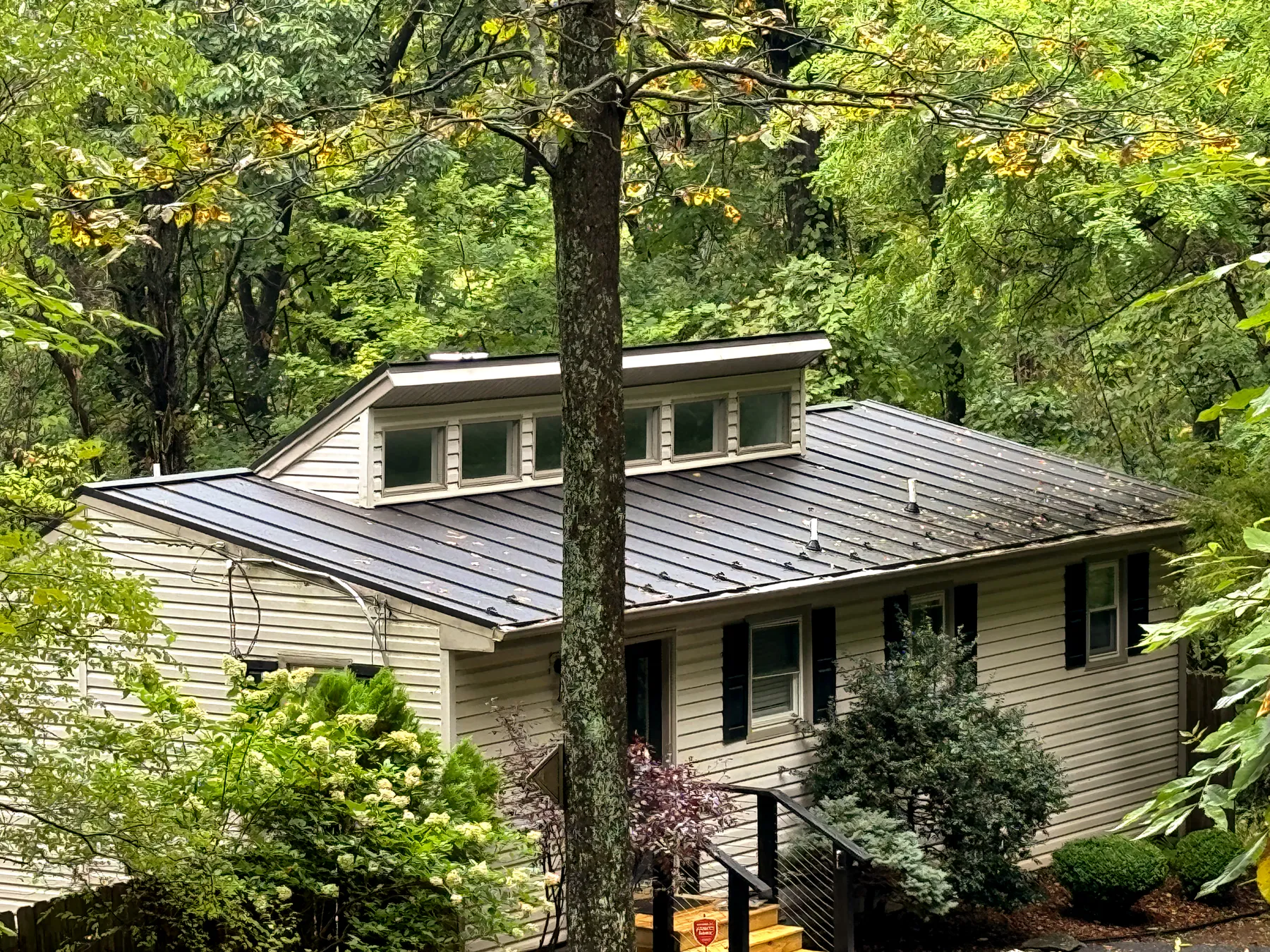 Standing-seam metal roofing project completed by Mantle Roofing in Linden, VA, photo 4