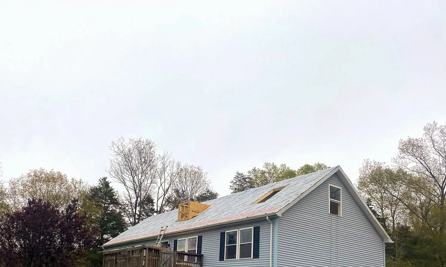 Standing-seam metal roofing project completed by Mantle Roofing in Front Royal, VA, photo 3